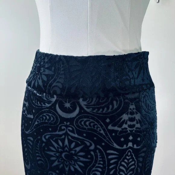 Killstar Genesis Lace Up Black Velvet Burnout Gothic Maxi Skirt - Picture 6 of 13